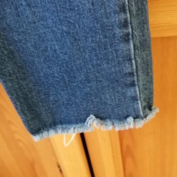 Levi's Blue wedgie straight high rise jeans - Picture 4 of 9